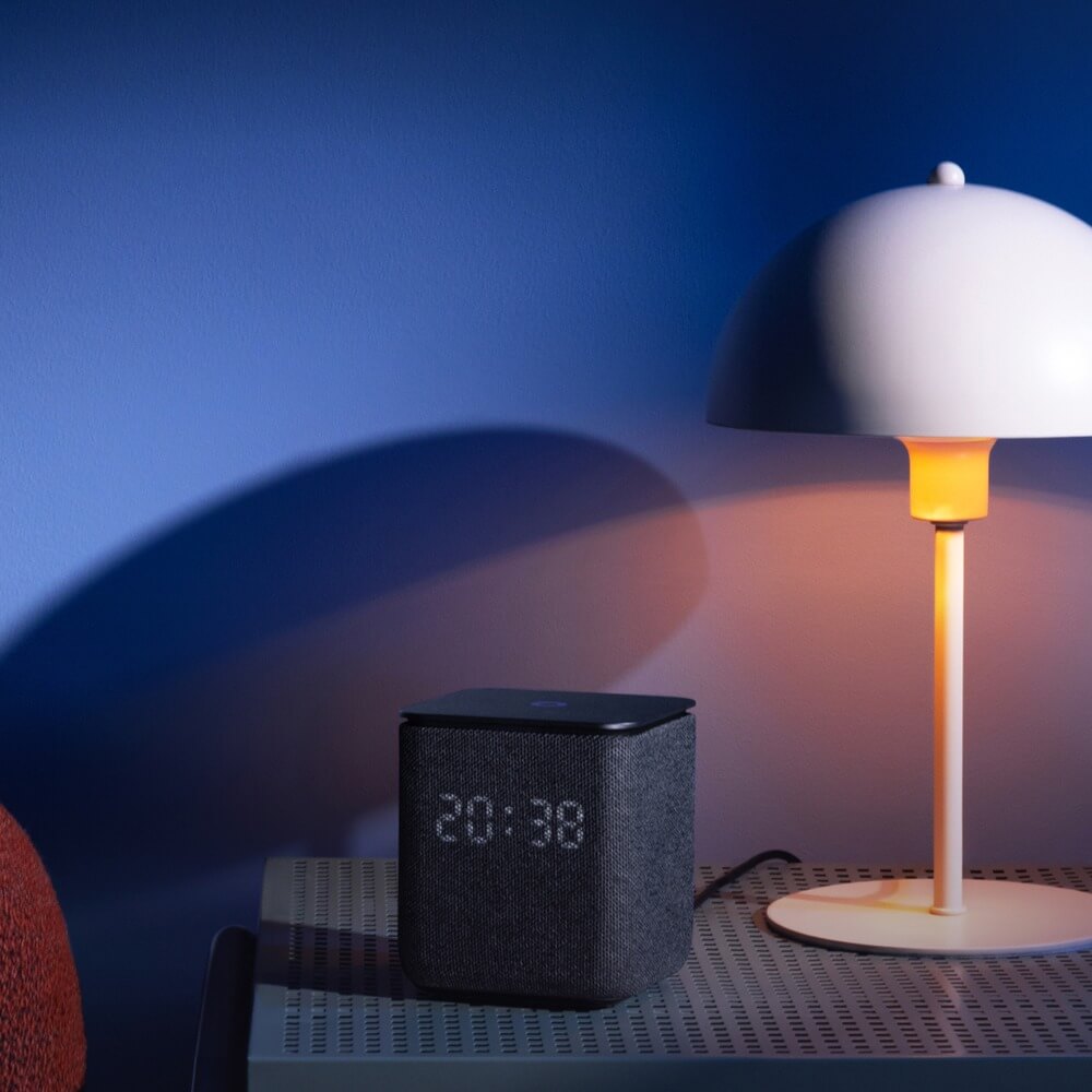 картинка Умная колонка Яндекс Станция Миди с Алисой, с Zigbee, 24 Вт, черный от магазина Технолав
