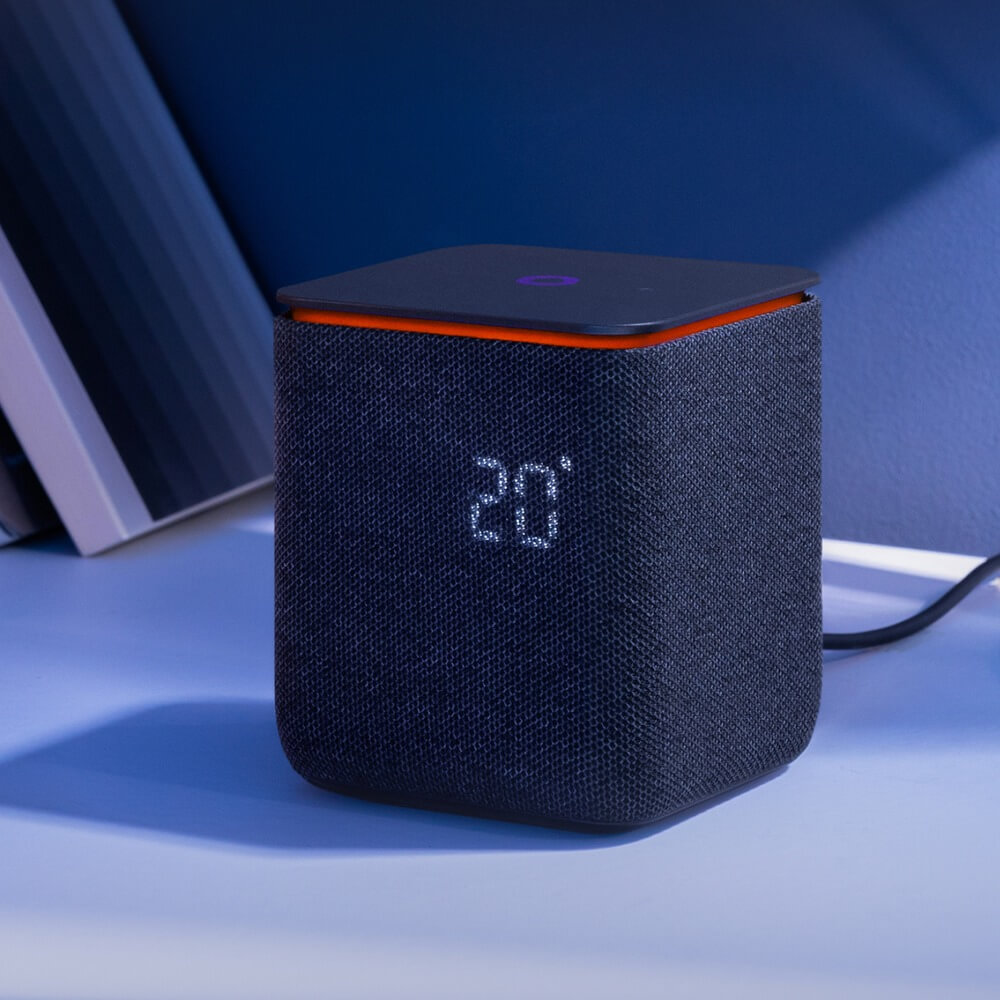 картинка Умная колонка Яндекс Станция Миди с Алисой, с Zigbee, 24 Вт, черный от магазина Технолав
