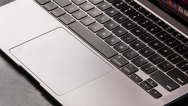 Клавиатура и тачпад MacBook Air